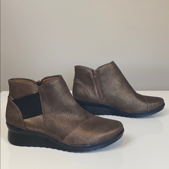 clarks cloudsteppers wedge ankle boots